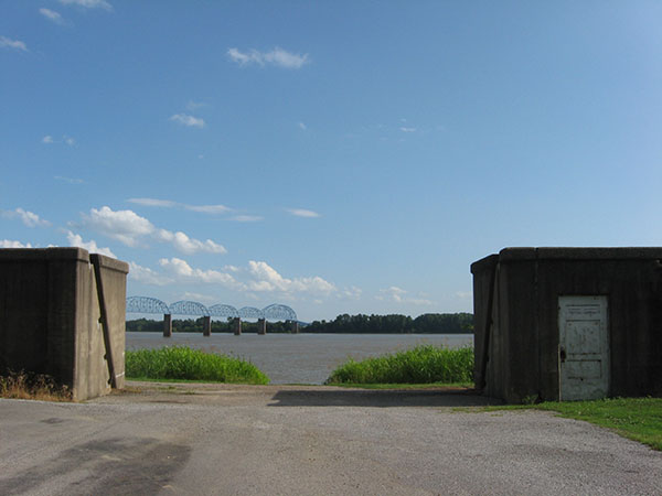 2018 6 IL Brookport no boat launch here 600 8 high